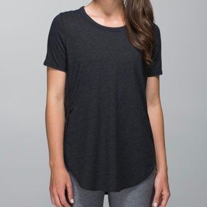 Lululemon Om Side Slit T Heathered Charcoal shirt